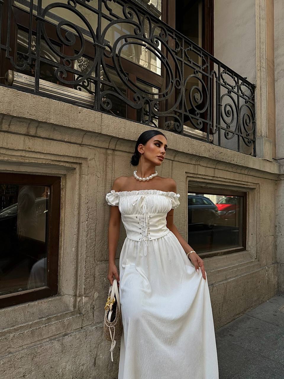 The Enchanted Elegance Off-Shoulder Maxi Dress – 1089