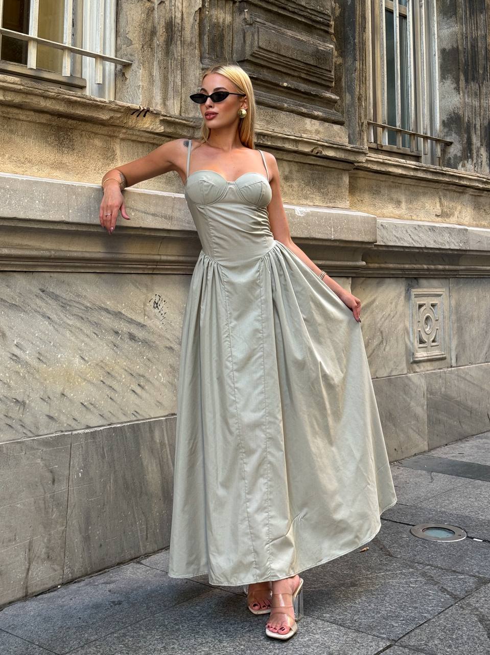 The Timeless Luxe Corset Maxi Dress – 1098