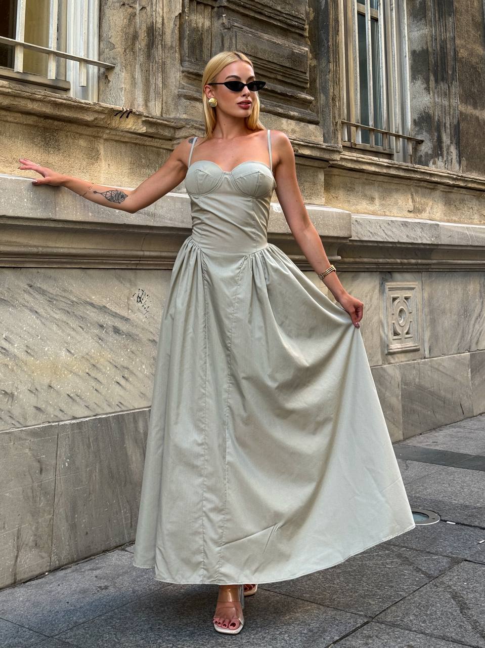 The Timeless Luxe Corset Maxi Dress – 1098