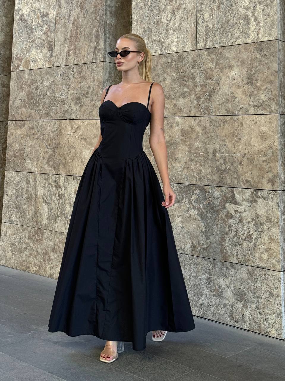 The Timeless Luxe Corset Maxi Dress – 1098