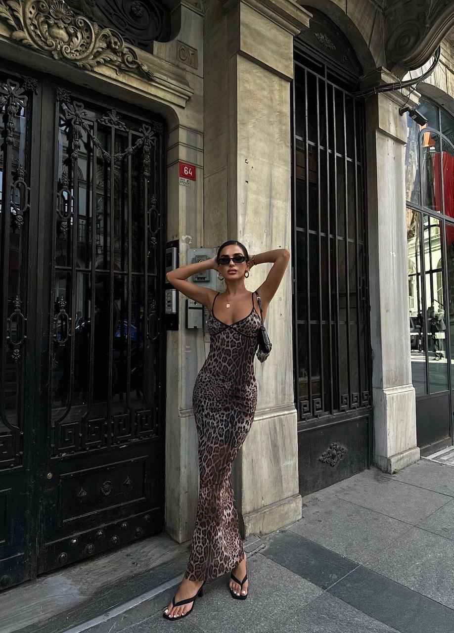 The Wild Elegance Leopard Print Maxi Dress – 1093