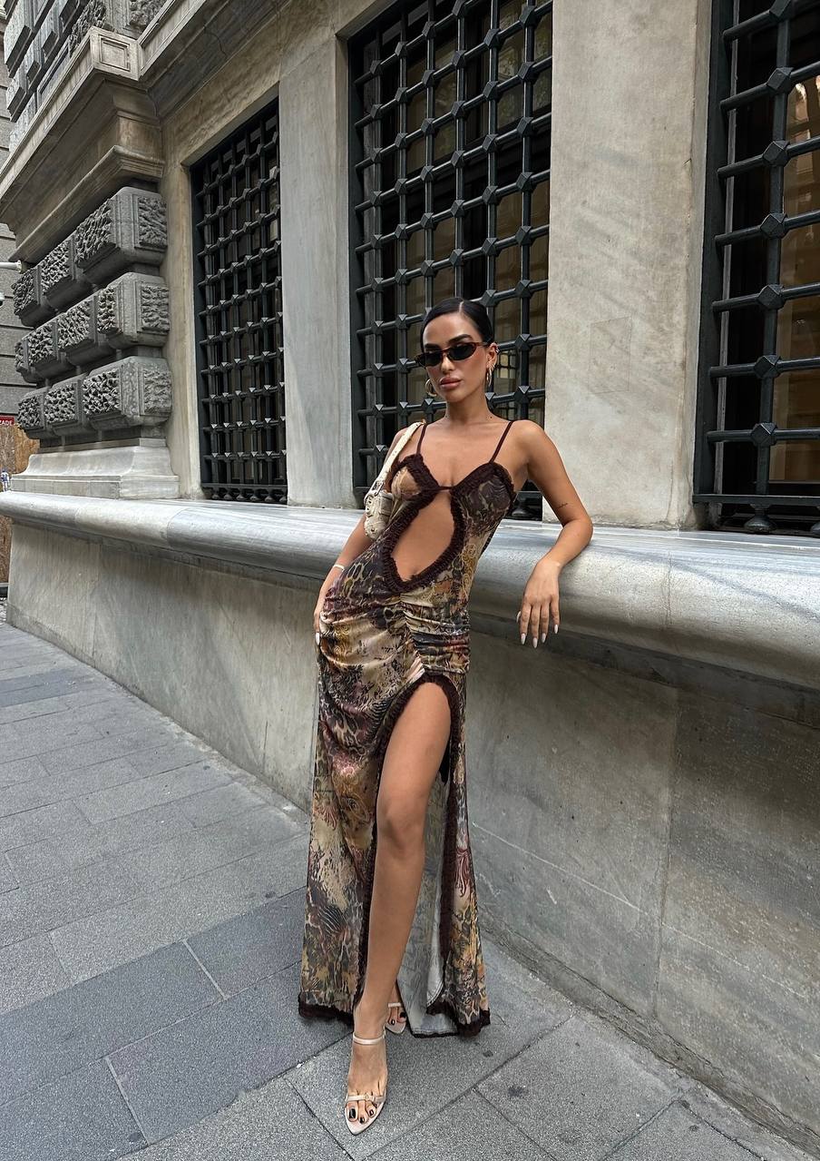 The Noir Allure Maxi Dress – 1044