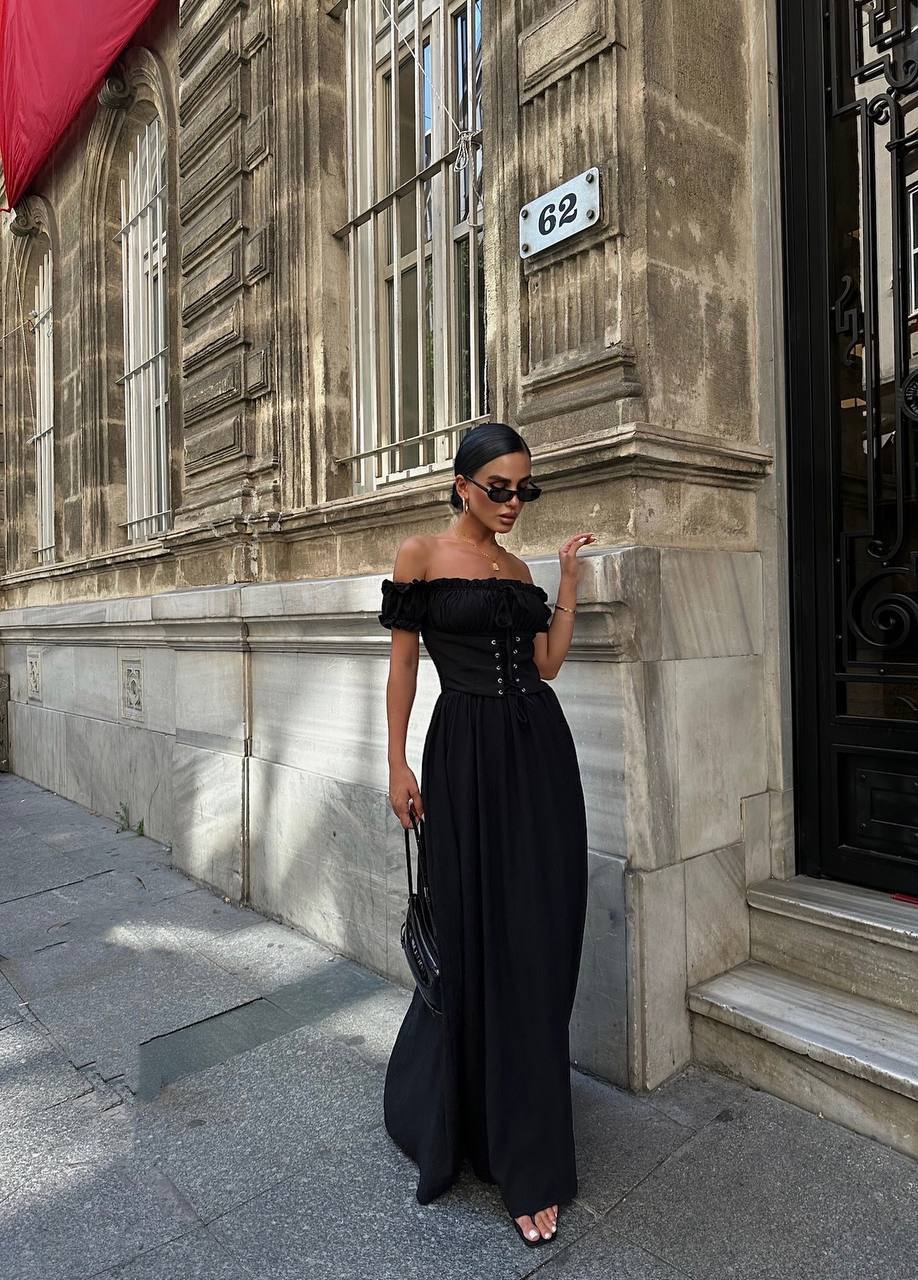 The Enchanted Elegance Off-Shoulder Maxi Dress – 1089