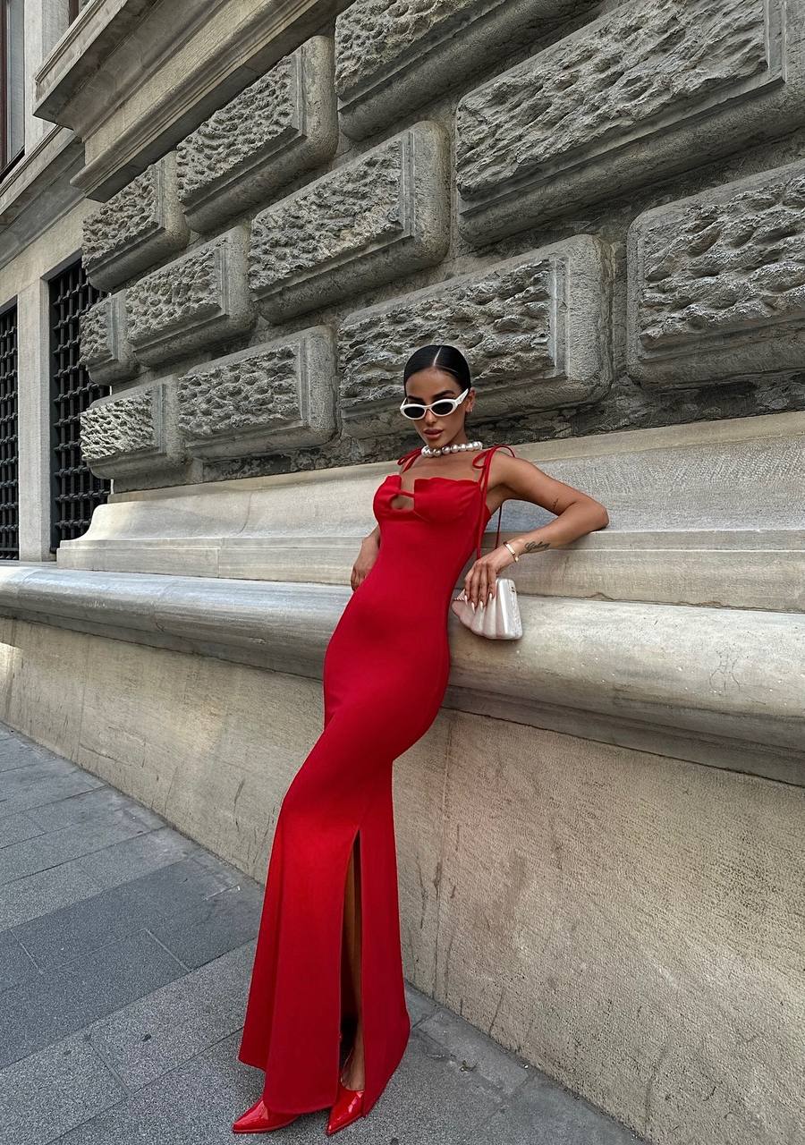 The Luxe Scallop Maxi Dress – 1083