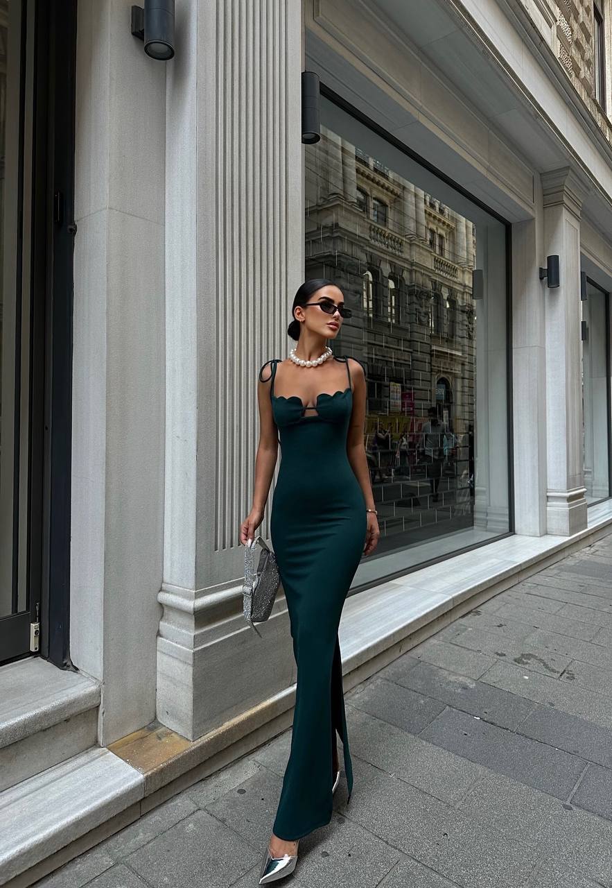 The Luxe Scallop Maxi Dress – 1083