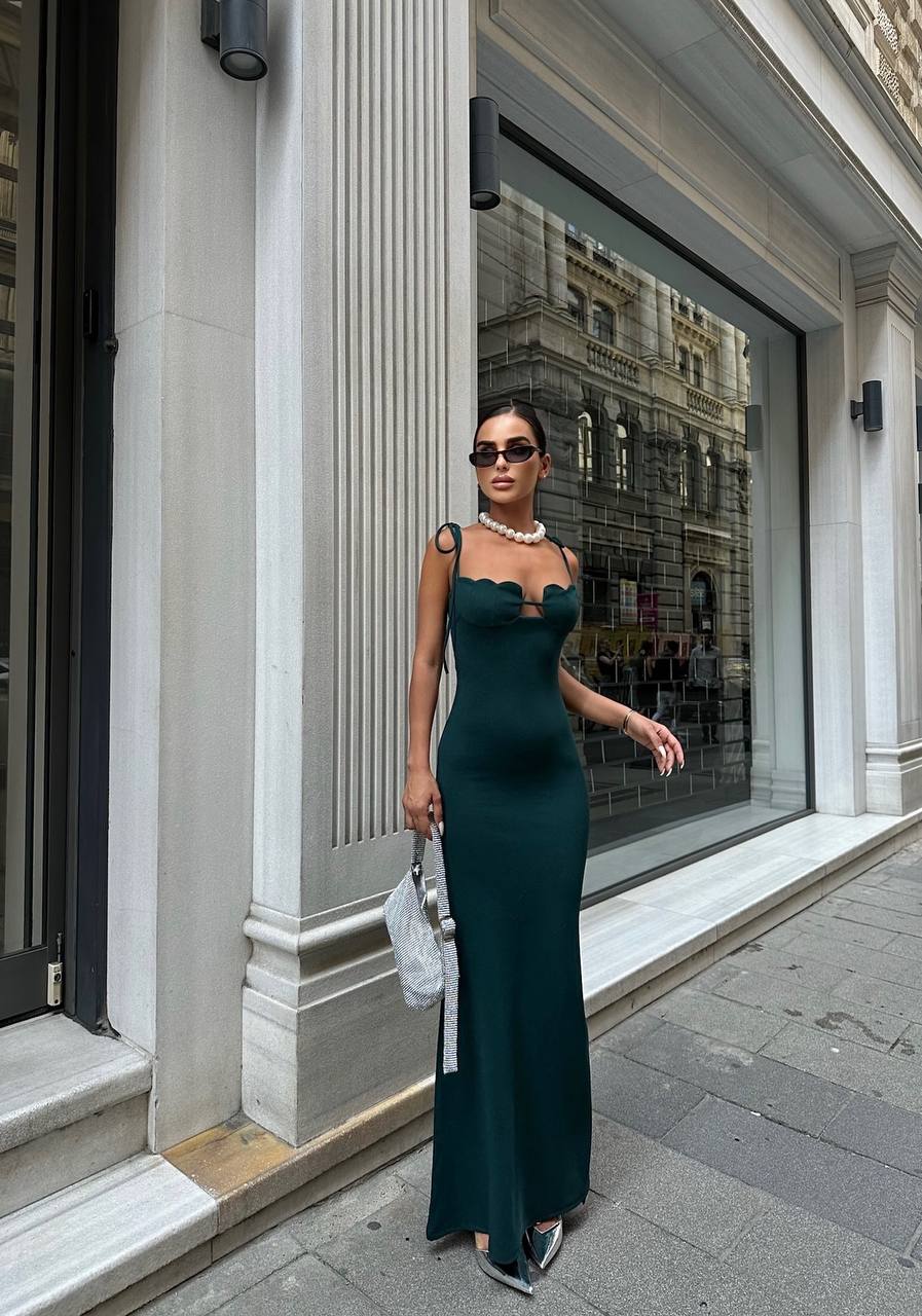 The Luxe Scallop Maxi Dress – 1083