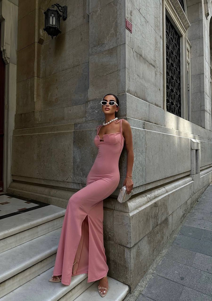 The Luxe Scallop Maxi Dress – 1083