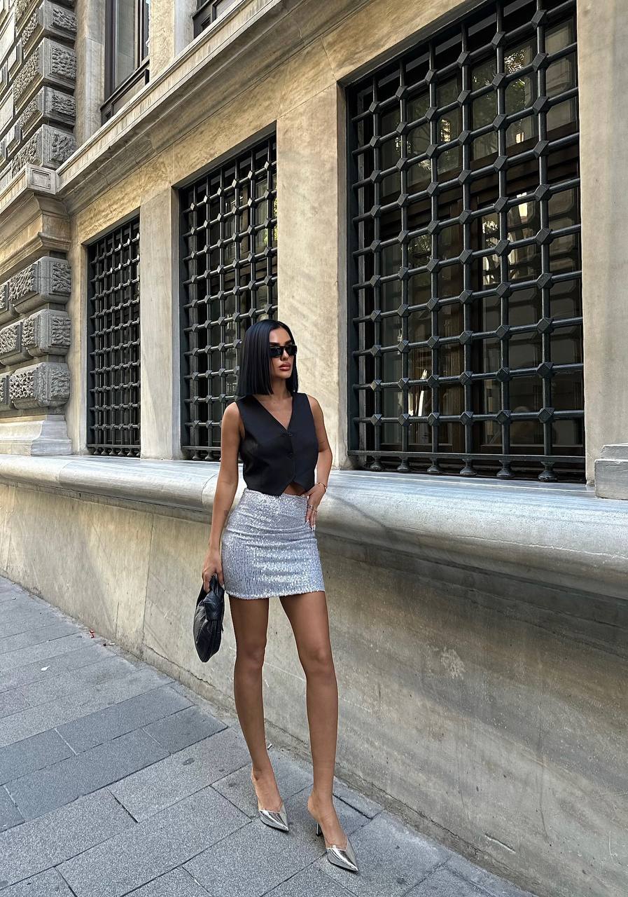 The Sparkle Sequin Mini Skirt – 1071