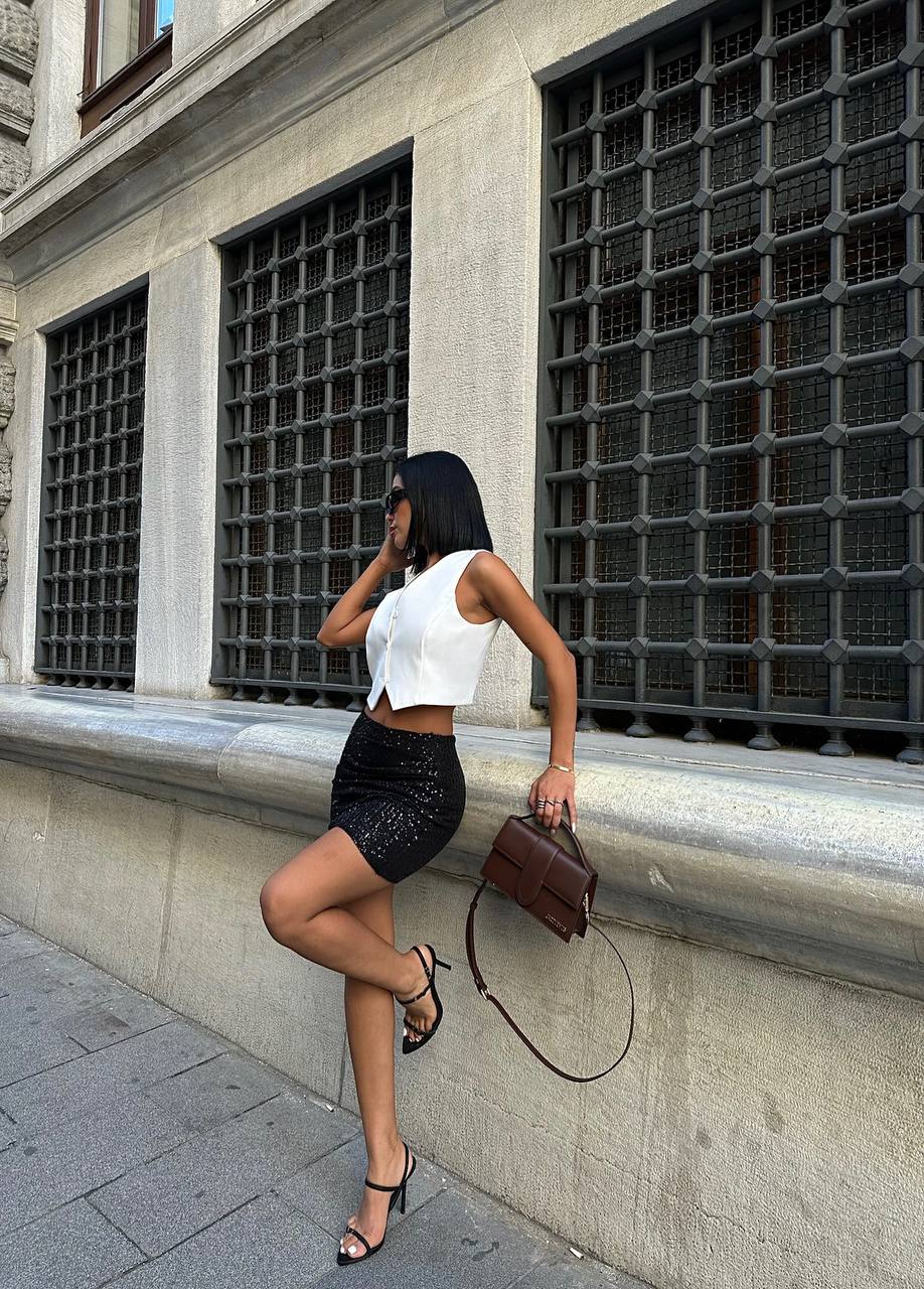 The Sparkle Sequin Mini Skirt – 1071