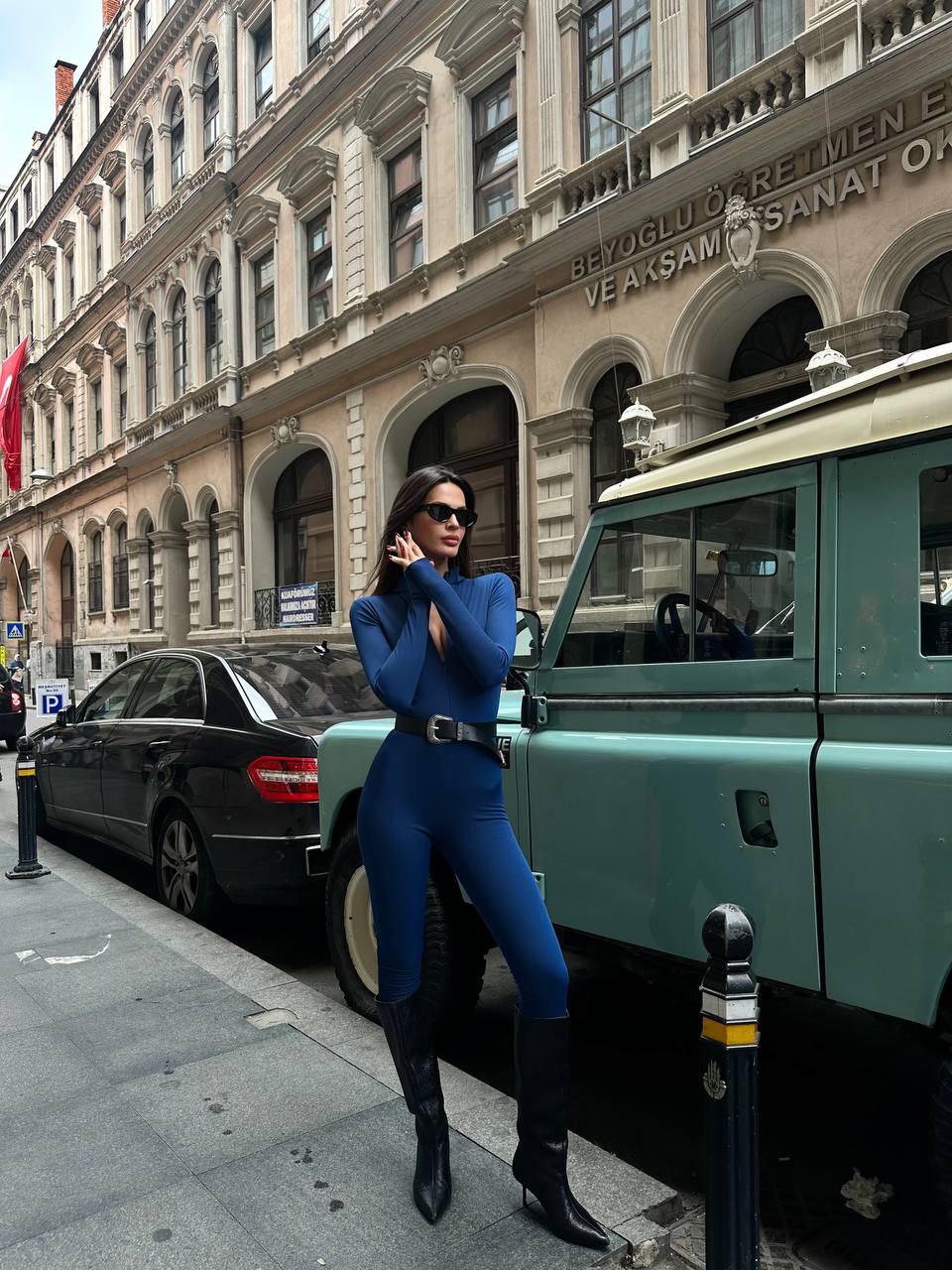 The Sleek Zip-Up Jumpsuit – 1074