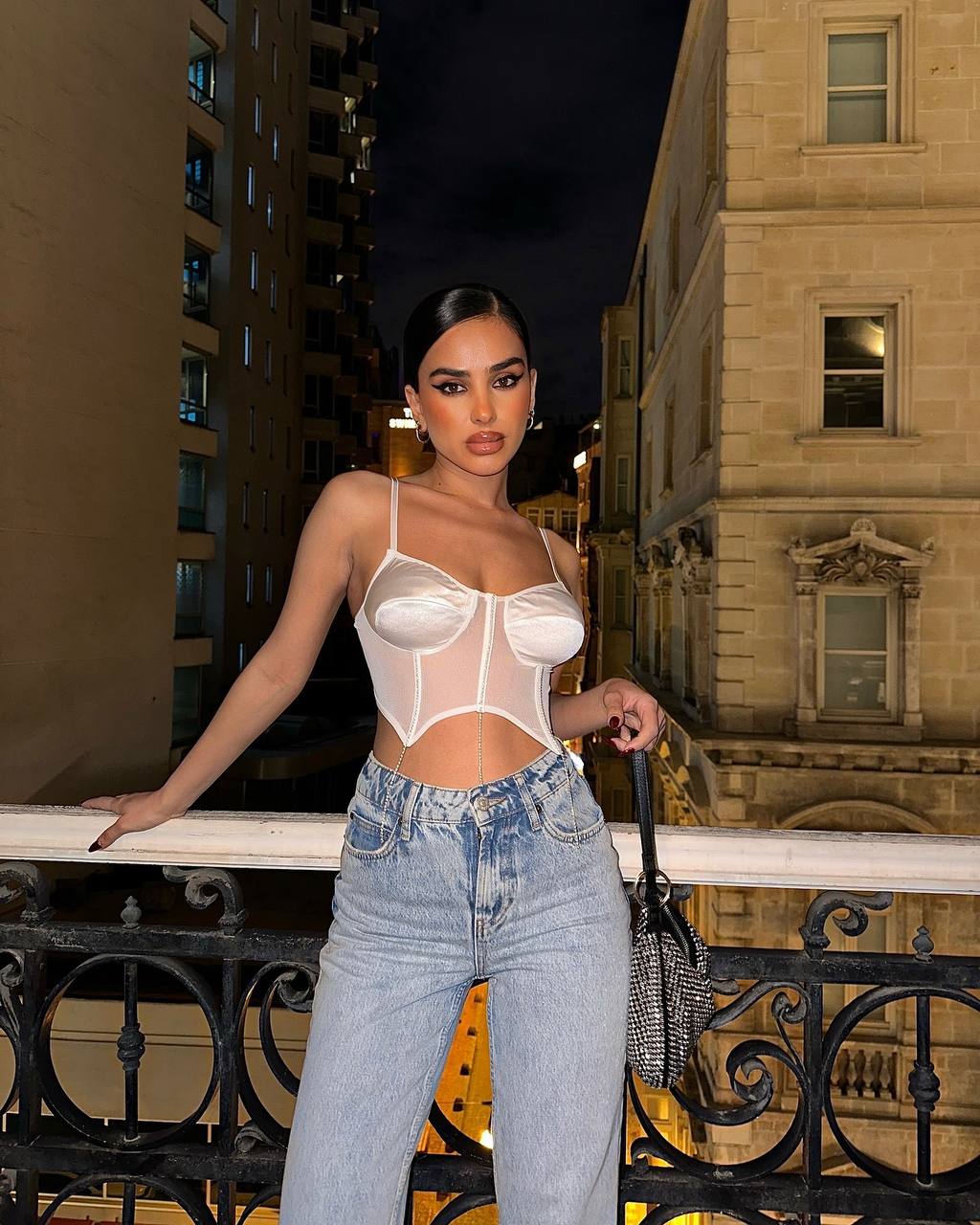 The Luxe Chain Detail Corset Top – 1072