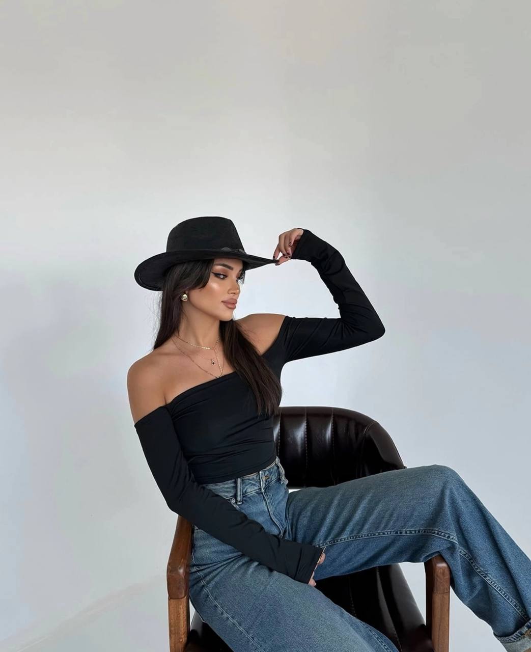 The Elegance Off-Shoulder Long Sleeve Crop Top - 1063