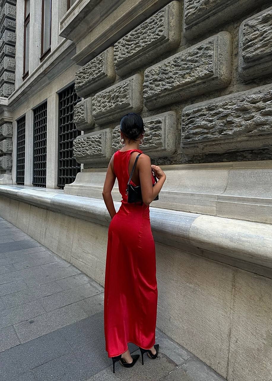 The Luxe Satin Maxi Dress – 1058