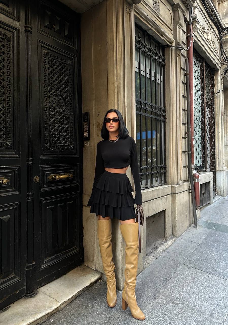 Noir Chic Ruffle Ensemble Outfits (Two-Piece Set) - 1032