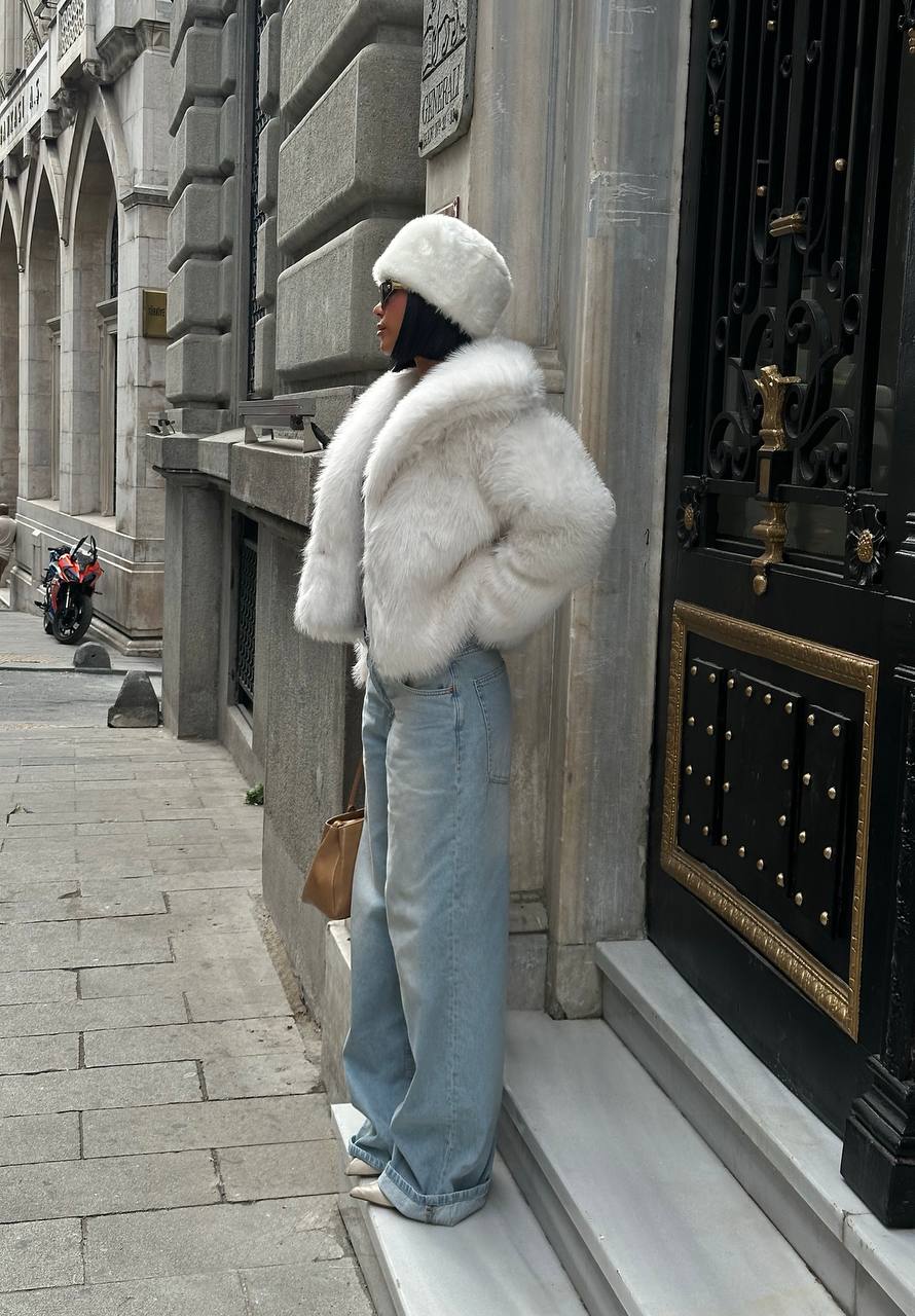 The Luxe Faux Fur Jacket - 1242