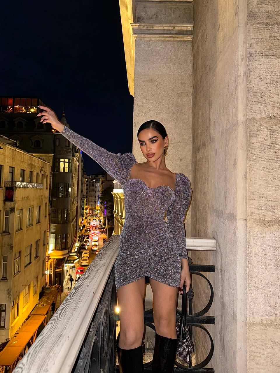 The Glam Sequin Long-Sleeve Mini Dress – 1039