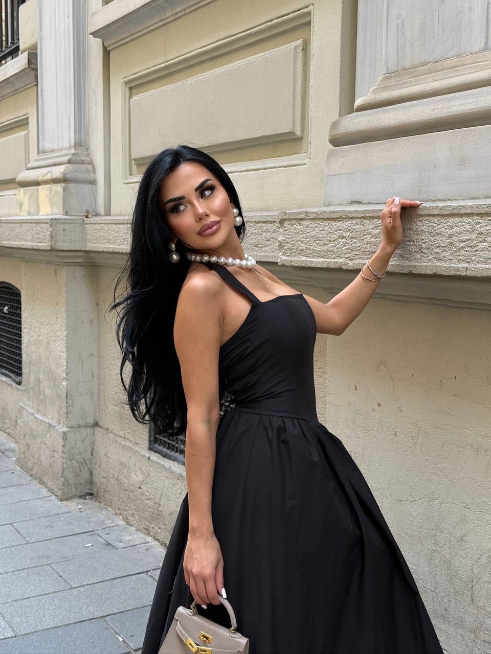 The Vienna Halter-Back Maxi Dress – 1213