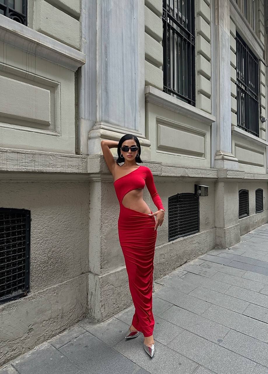 The Chic One-Shoulder Cutout Maxi Dress – 1077
