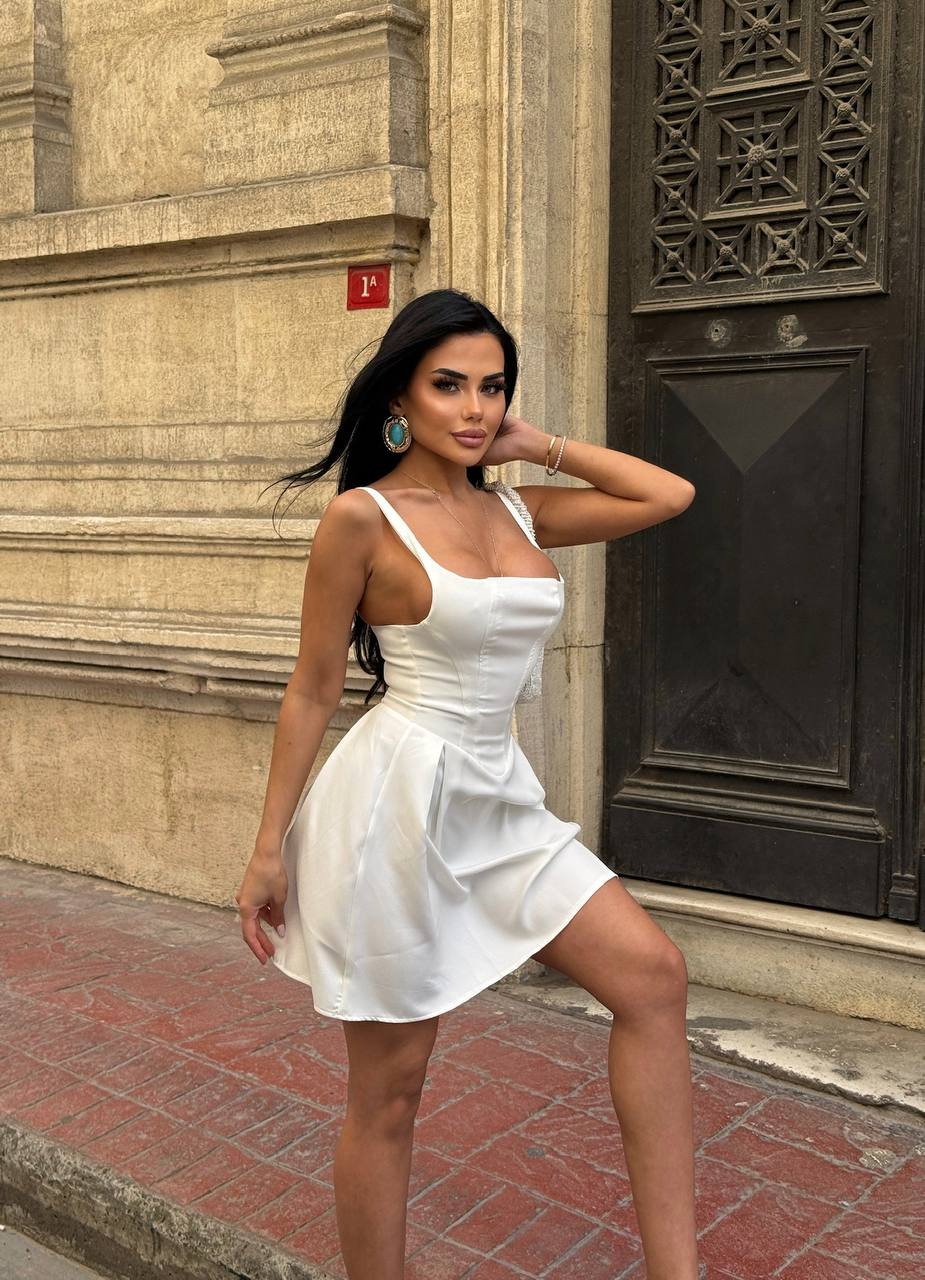 The Bella Curve Mini Dress Sleek & Sweet - 1215