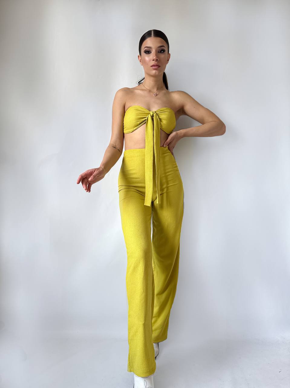 The Bold Bandeau Two-Piece Set - 1152