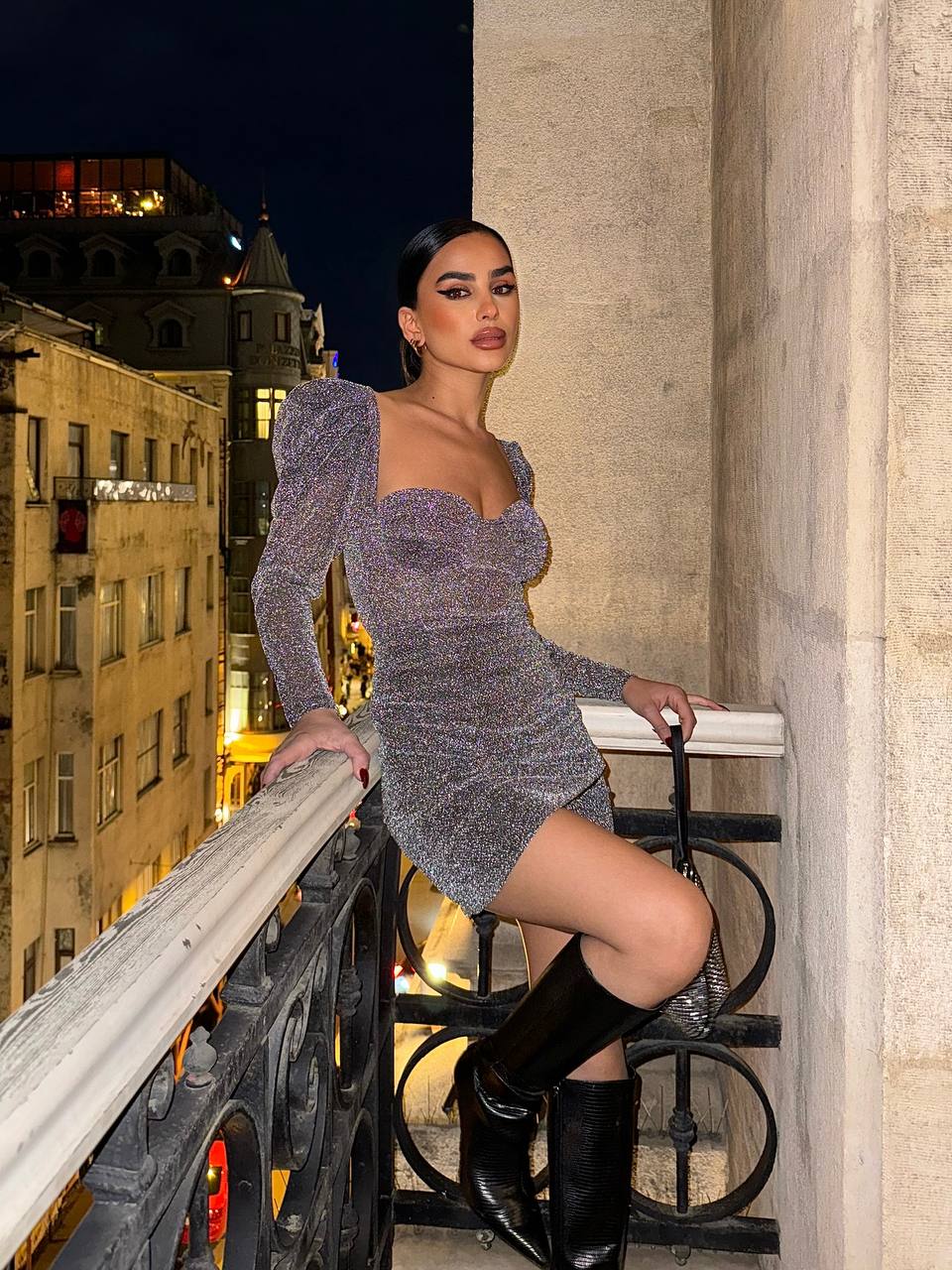 The Glam Sequin Long-Sleeve Mini Dress – 1039