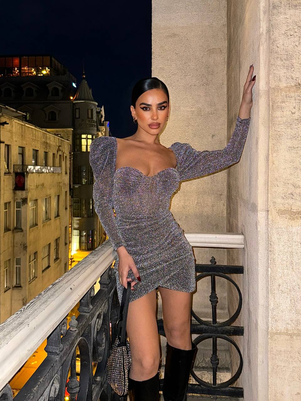 The Glam Sequin Long-Sleeve Mini Dress – 1039