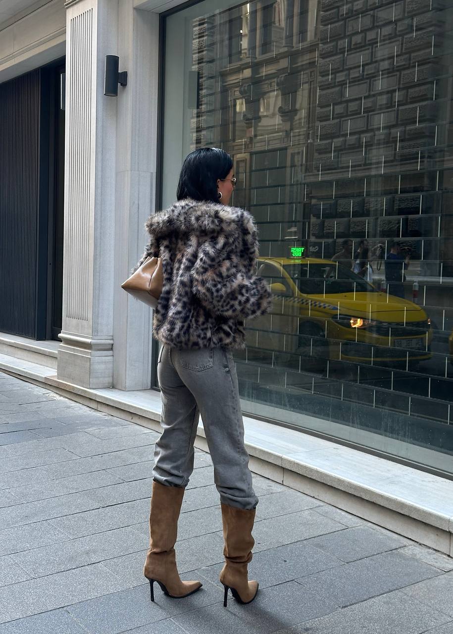 The Luxe Faux Fur Jacket - 1242