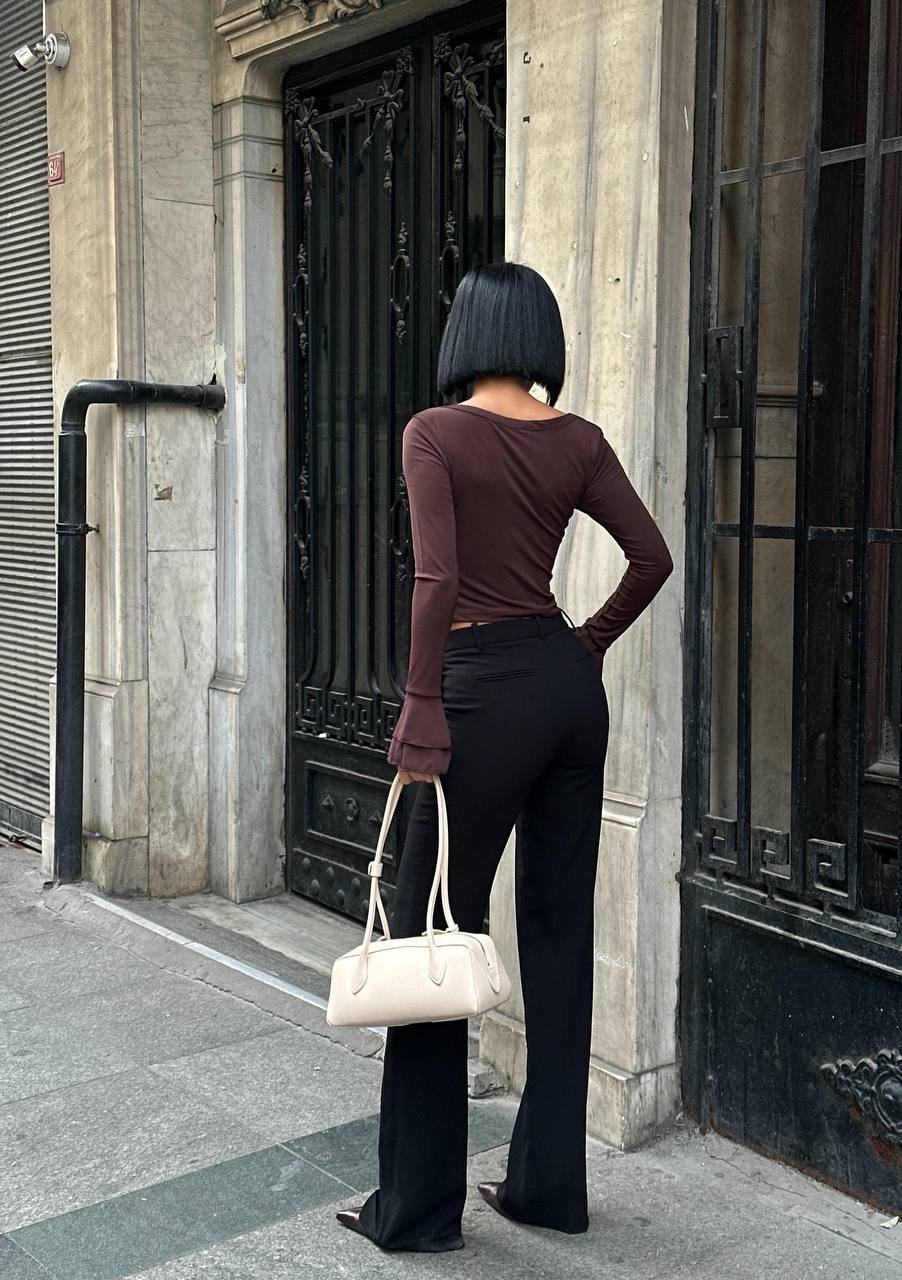 Elegant Curve Long Sleeve Top Fitted Ruched Detail 1270