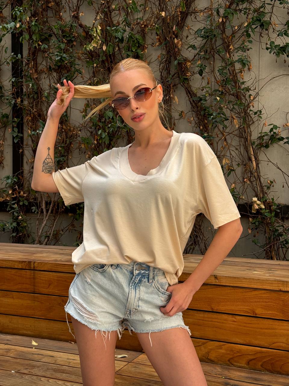 The Classic Comfort V-Neck Tee –1123