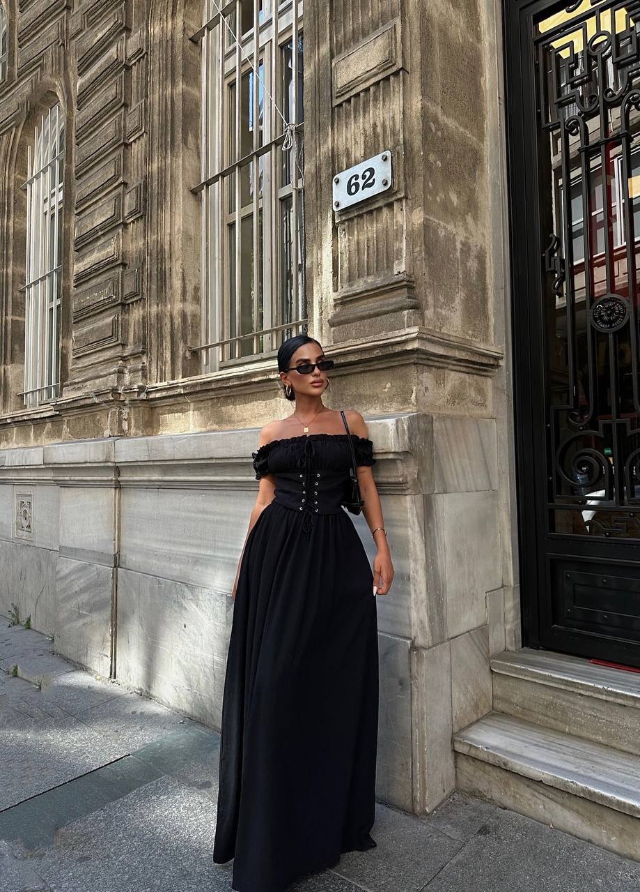 The Enchanted Elegance Off-Shoulder Maxi Dress – 1089