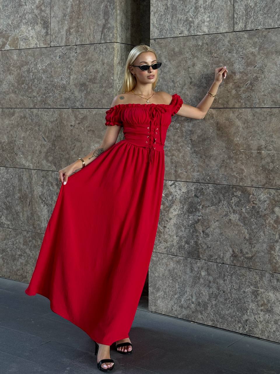 The Enchanted Elegance Off-Shoulder Maxi Dress – 1089