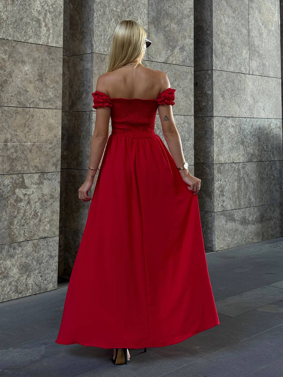 The Enchanted Elegance Off-Shoulder Maxi Dress – 1089