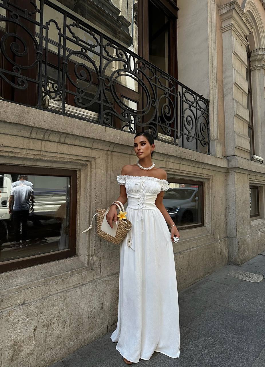 The Enchanted Elegance Off-Shoulder Maxi Dress – 1089