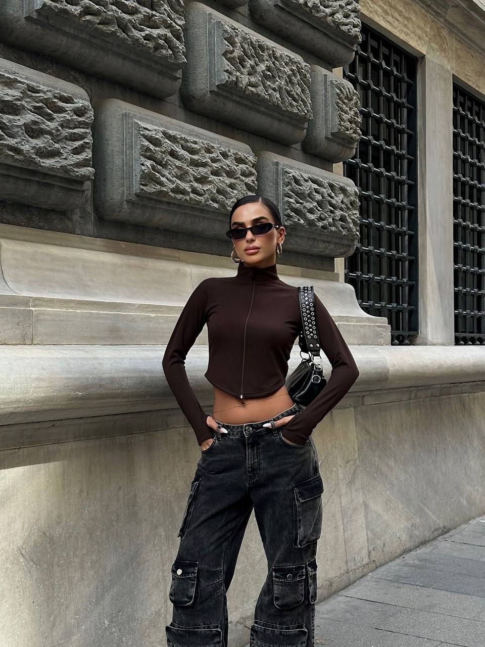 The Luxe Zip-Up Crop Top – 1049