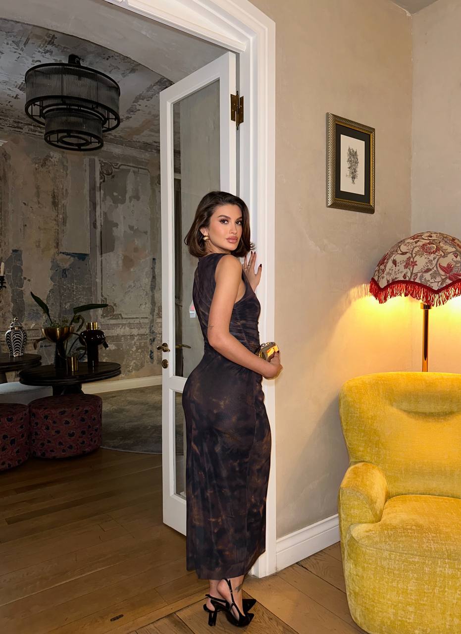 The Evelyn Tie-Dye Maxi Dress - 1011