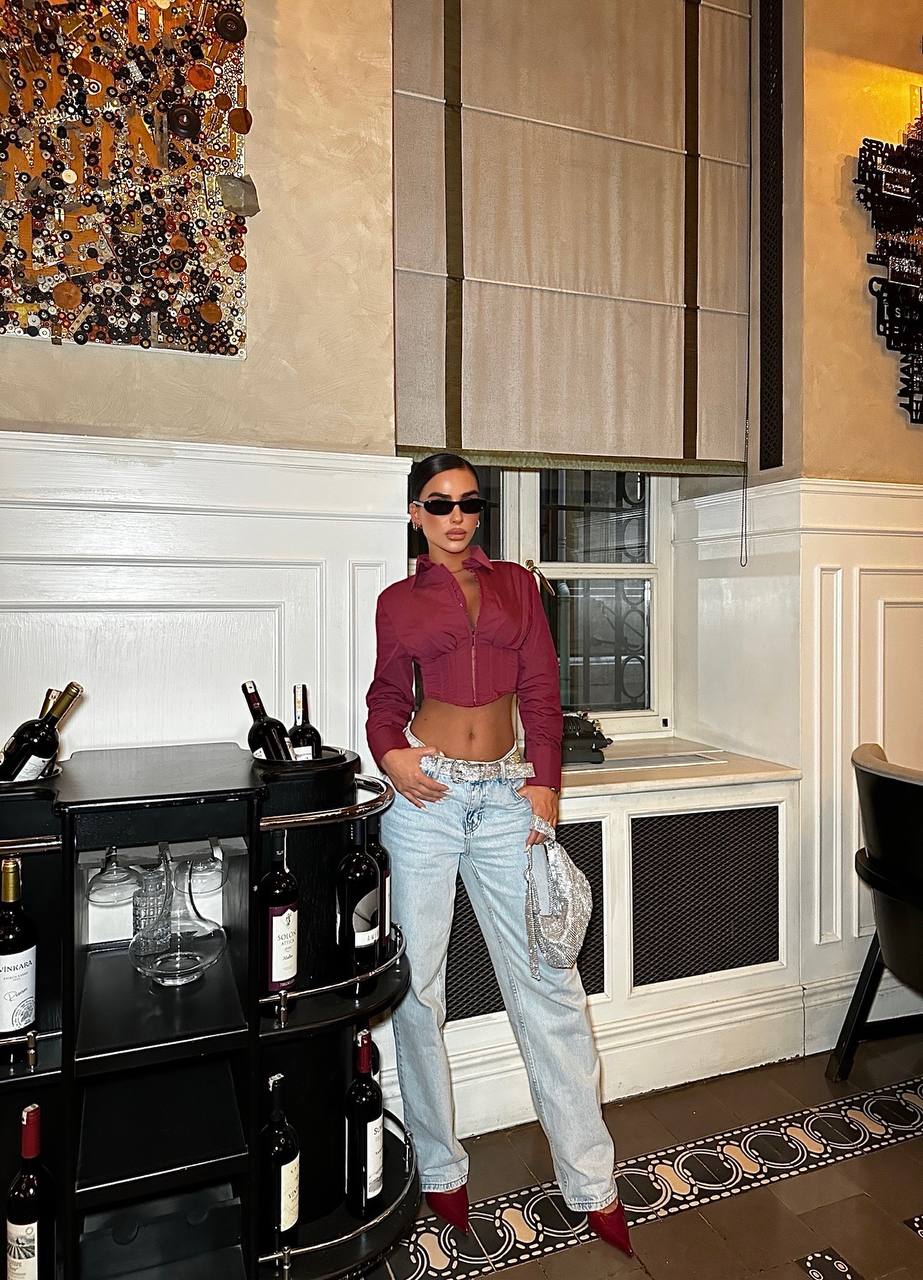 The Sophia Statement Shirt – 1005