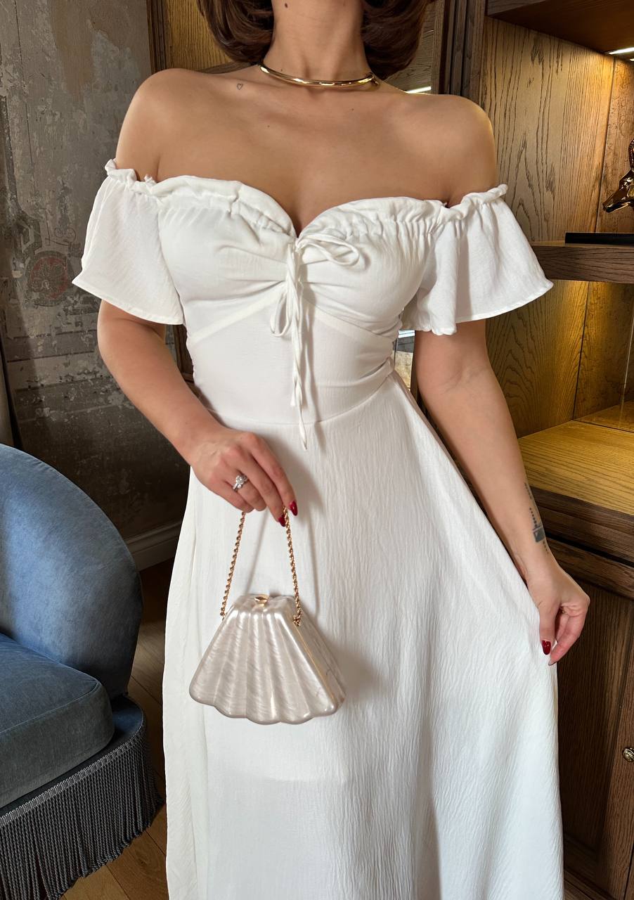 The Bella Off-Shoulder Maxi Dress – 1004