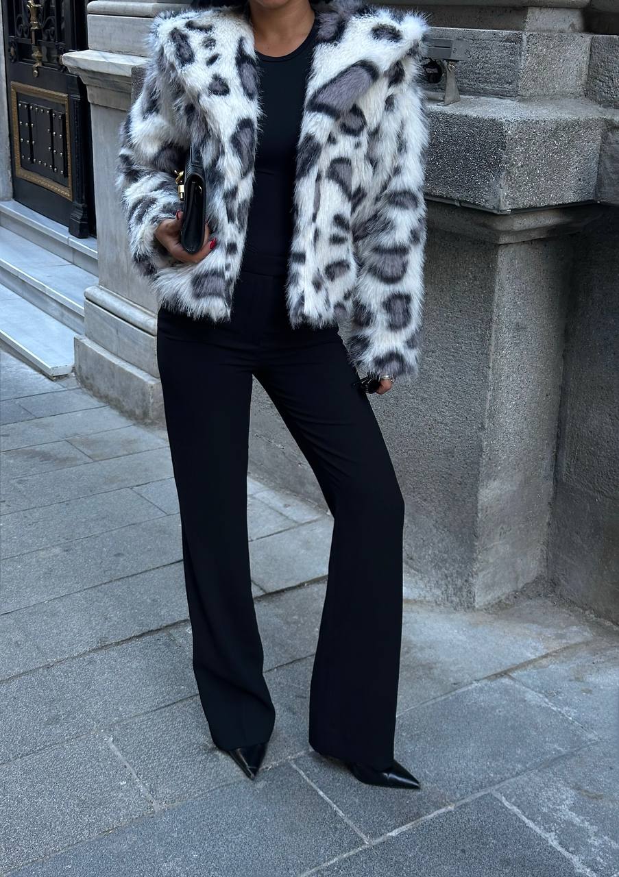 The Luxe Faux Fur Jacket - 1242