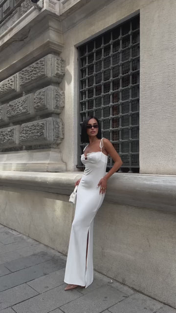 The Luxe Scallop Maxi Dress – 1083